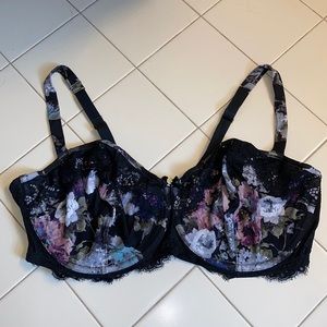 NWOT Sexy Bra Size 44DDD